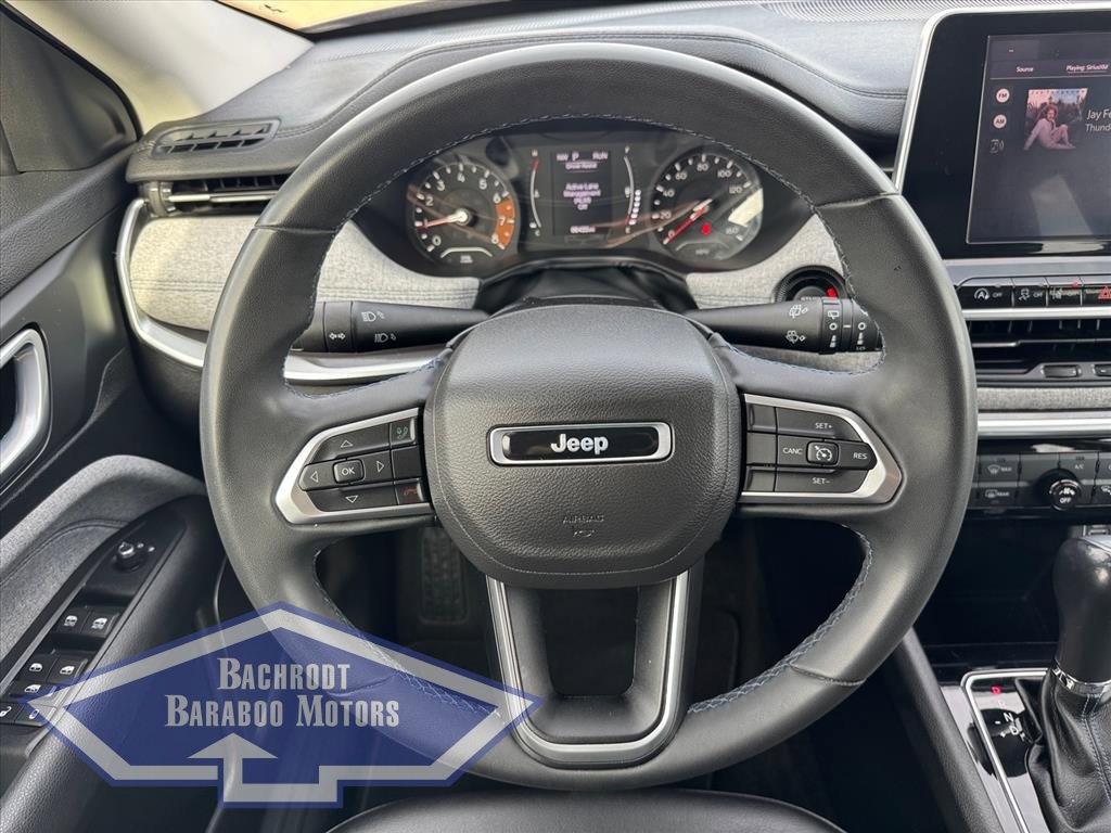 Used 2022 Jeep Compass Latitude image 12