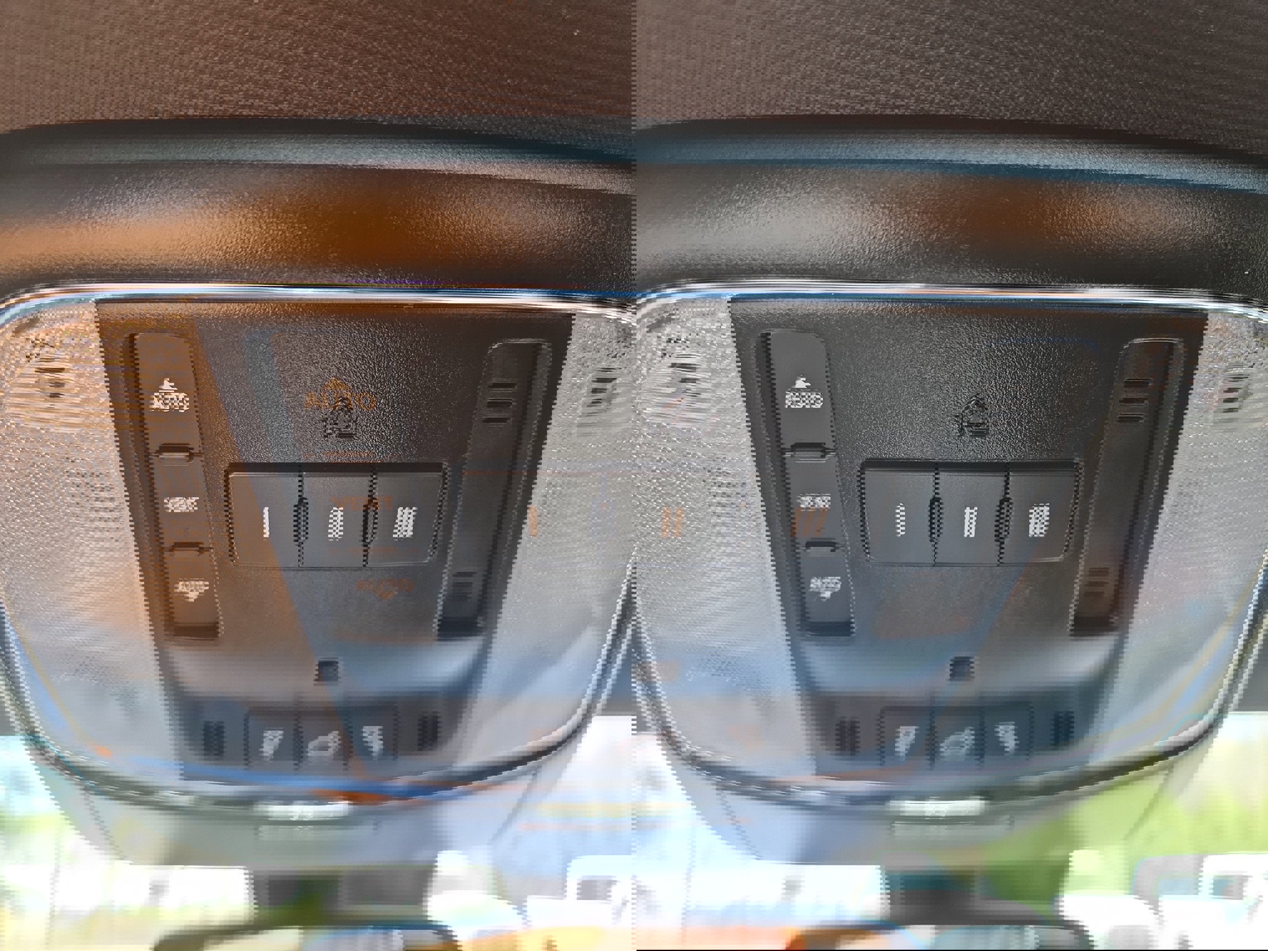 Used 2022 Jeep Grand Cherokee Laredo X image 22