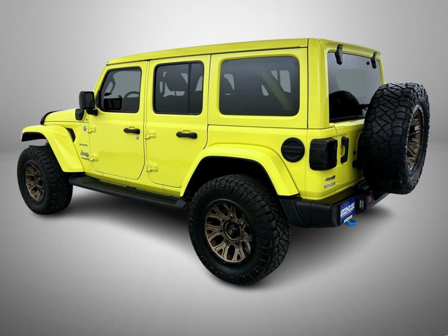 Used 2022 Jeep Wrangler Unlimited Sahara w/ Cold Weather Group image 7