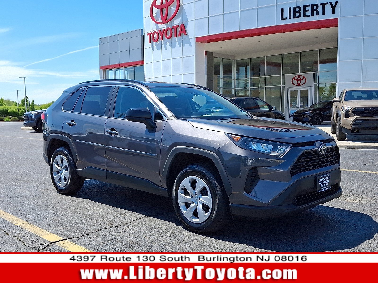 Used 2020 Toyota RAV4 LE w/ All Weather Liner Package AWD/4WD image 1