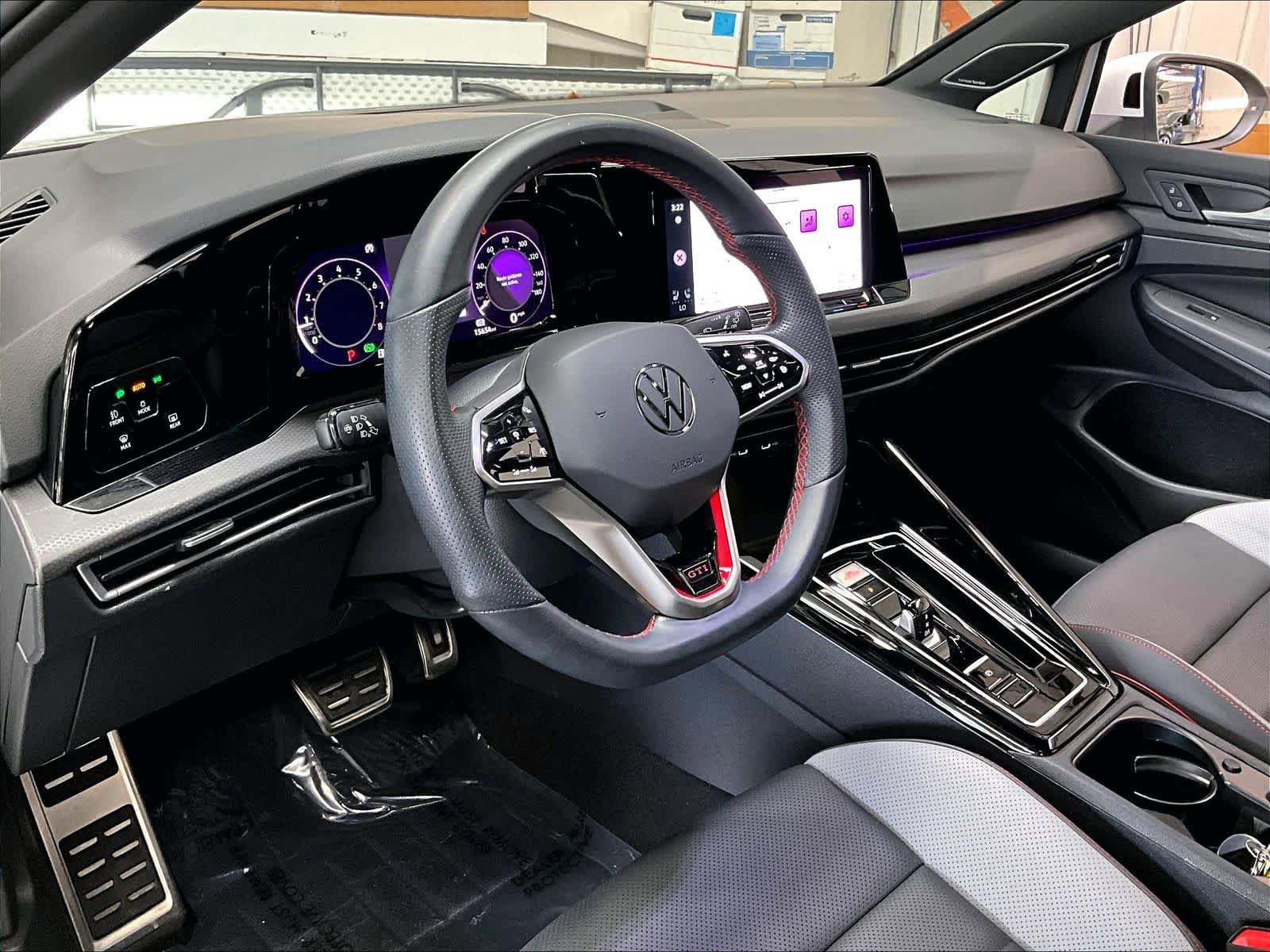 Used 2024 Volkswagen GTI SE FWD image 16