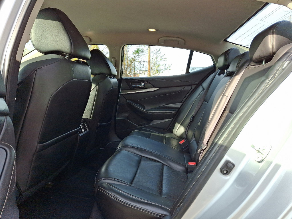 Used 2020 Nissan Maxima 3.5 SV w/ Floor Mat Group image 17