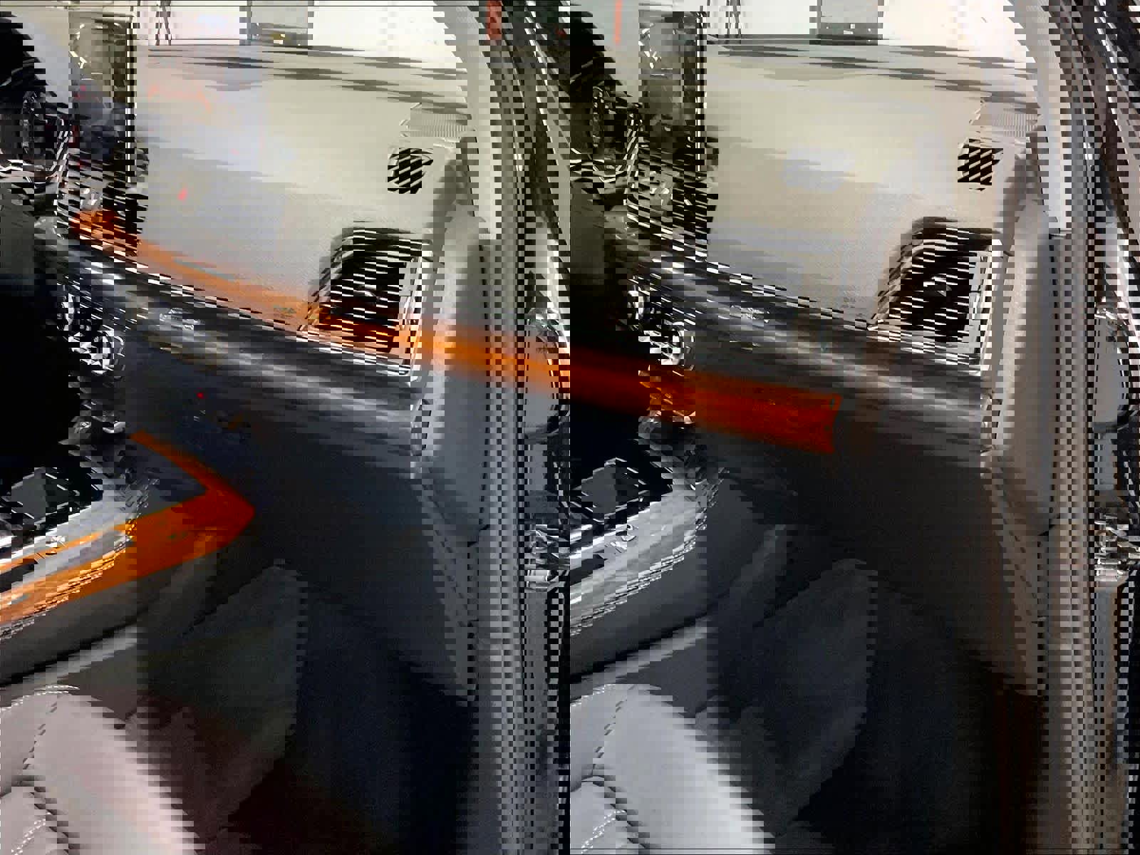 Used 2023 Audi Q5 2.0T Premium Plus image 17