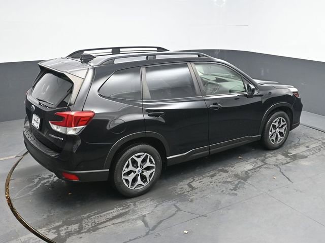 Used 2019 Subaru Forester Premium image 32