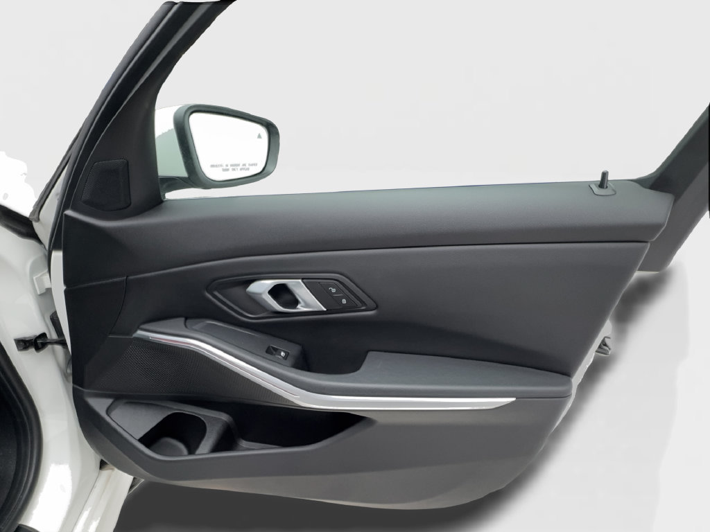 Used 2025 BMW 330i Sedan RWD image 36