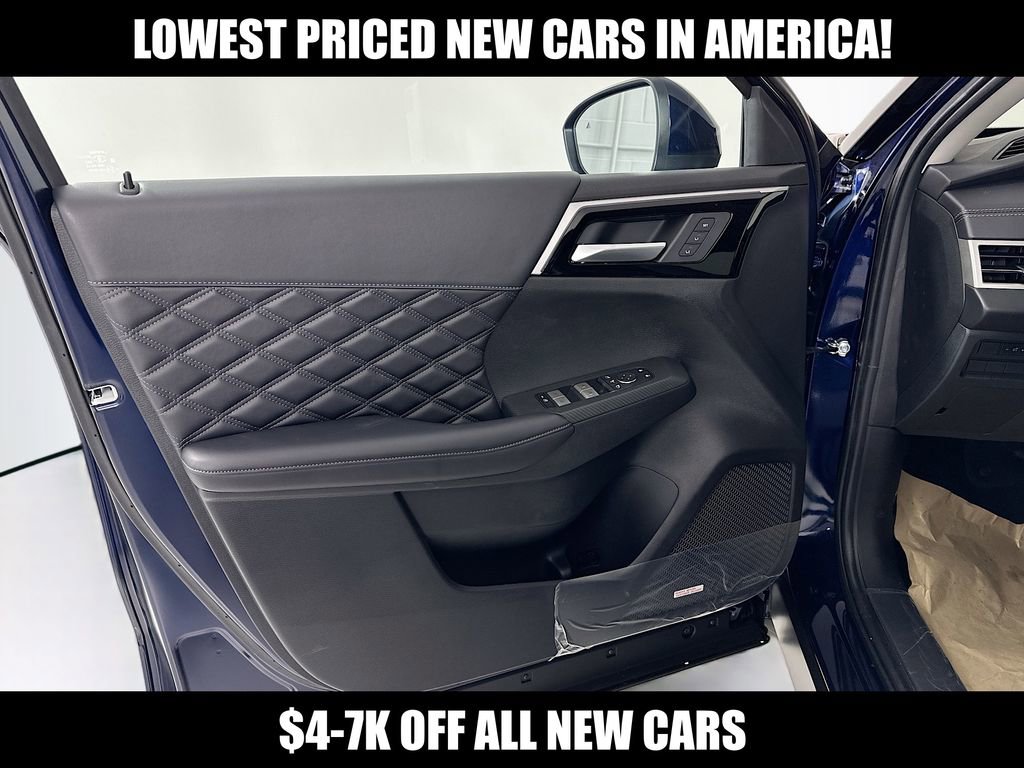 New 2024 Mitsubishi Outlander SEL image 21