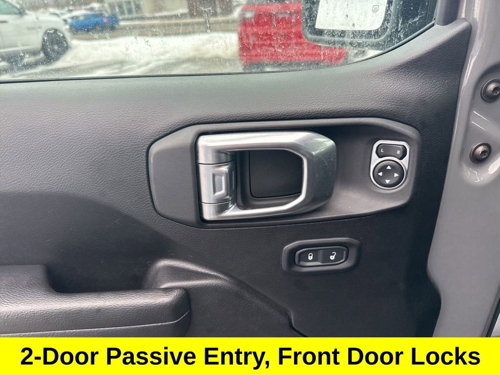 Used 2023 Jeep Wrangler Willys image 18