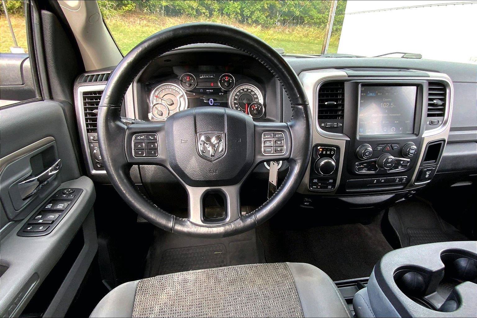Used 2017 RAM 1500 Big Horn AWD/4WD image 5