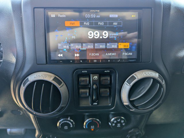 Used 2016 Jeep Wrangler Unlimited Sport w/ Quick Order Package 24S AWD/4WD image 15