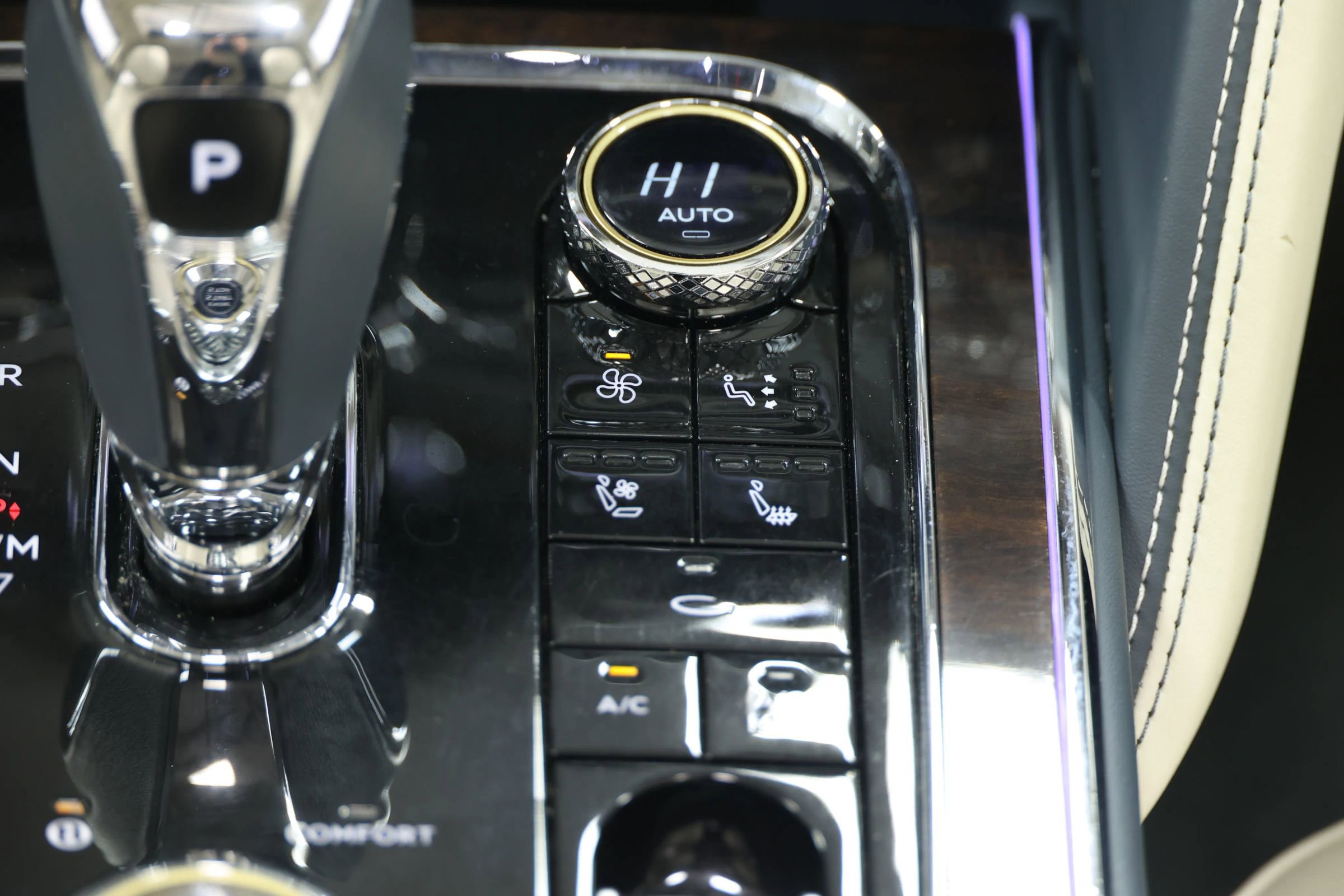 Used 2020 Bentley Flying Spur W12 w/ First Edition Specification image 65