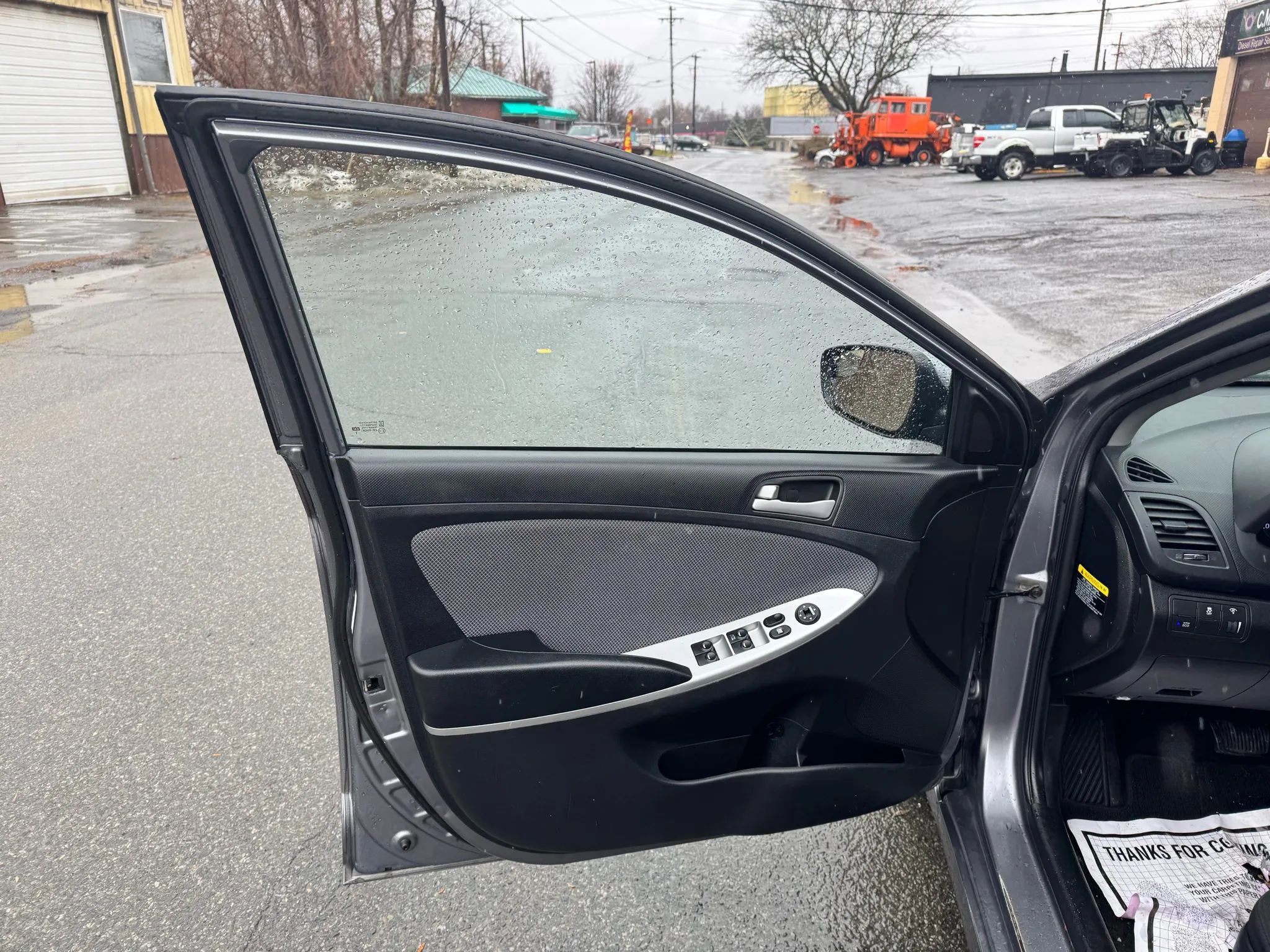 Used 2014 Hyundai Accent GS image 9