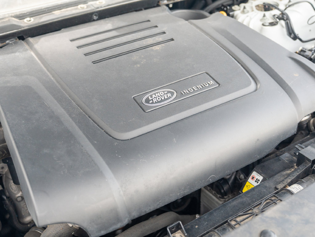 Used 2021 Land Rover Defender 110 S AWD/4WD image 37