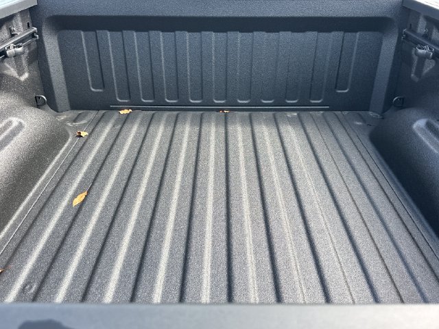 New 2027 RAM 1500 4x4 Crew Cab image 8