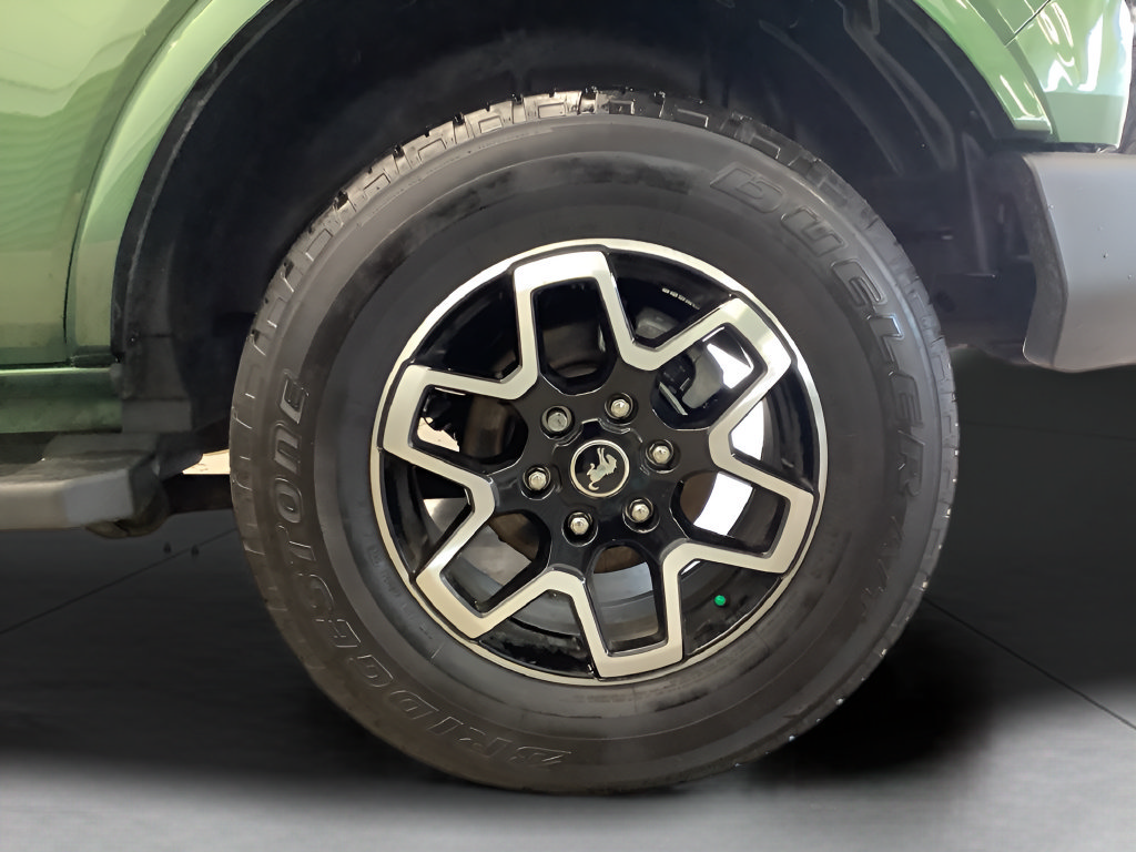 Used 2024 Ford Bronco Outer Banks AWD/4WD image 23