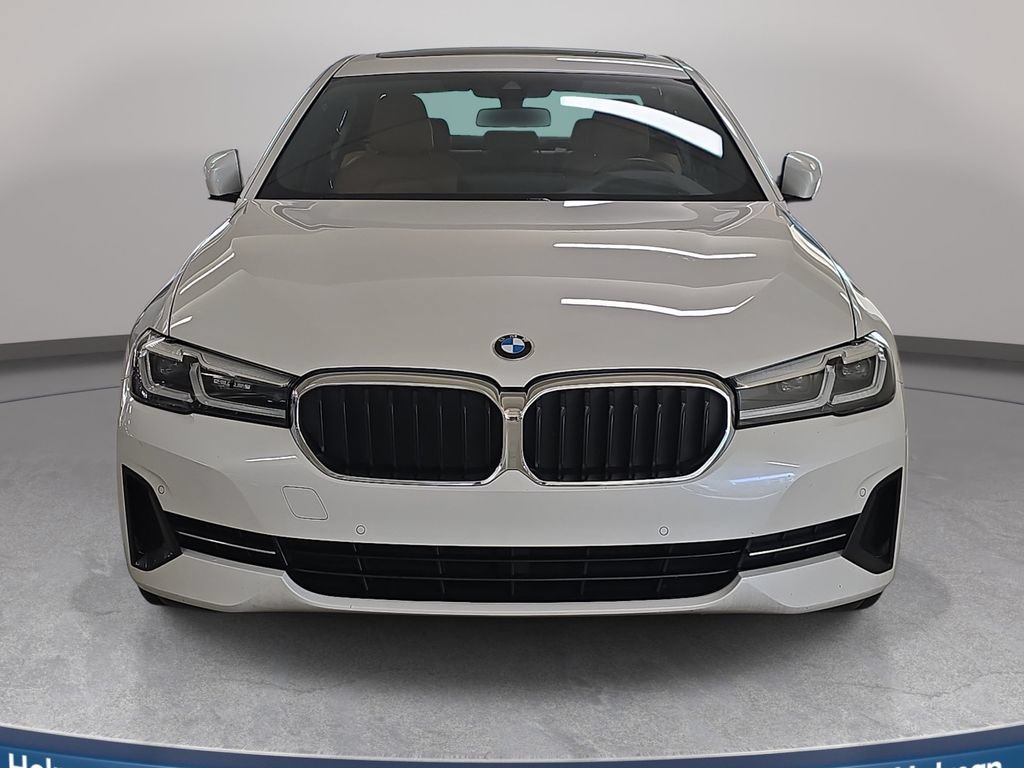Certified 2023 BMW 530i w/ Premium Package RWD image 3