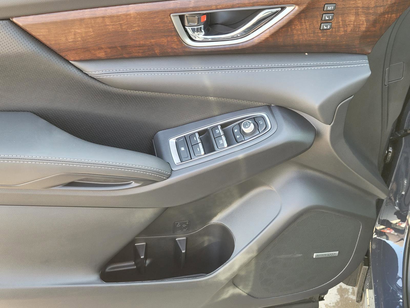 New 2025 Subaru Ascent Touring image 4