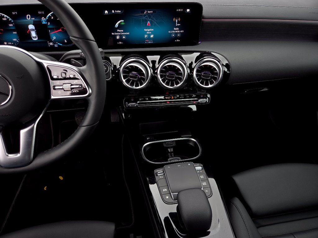 Certified 2023 Mercedes-Benz CLA 250 4MATIC image 32
