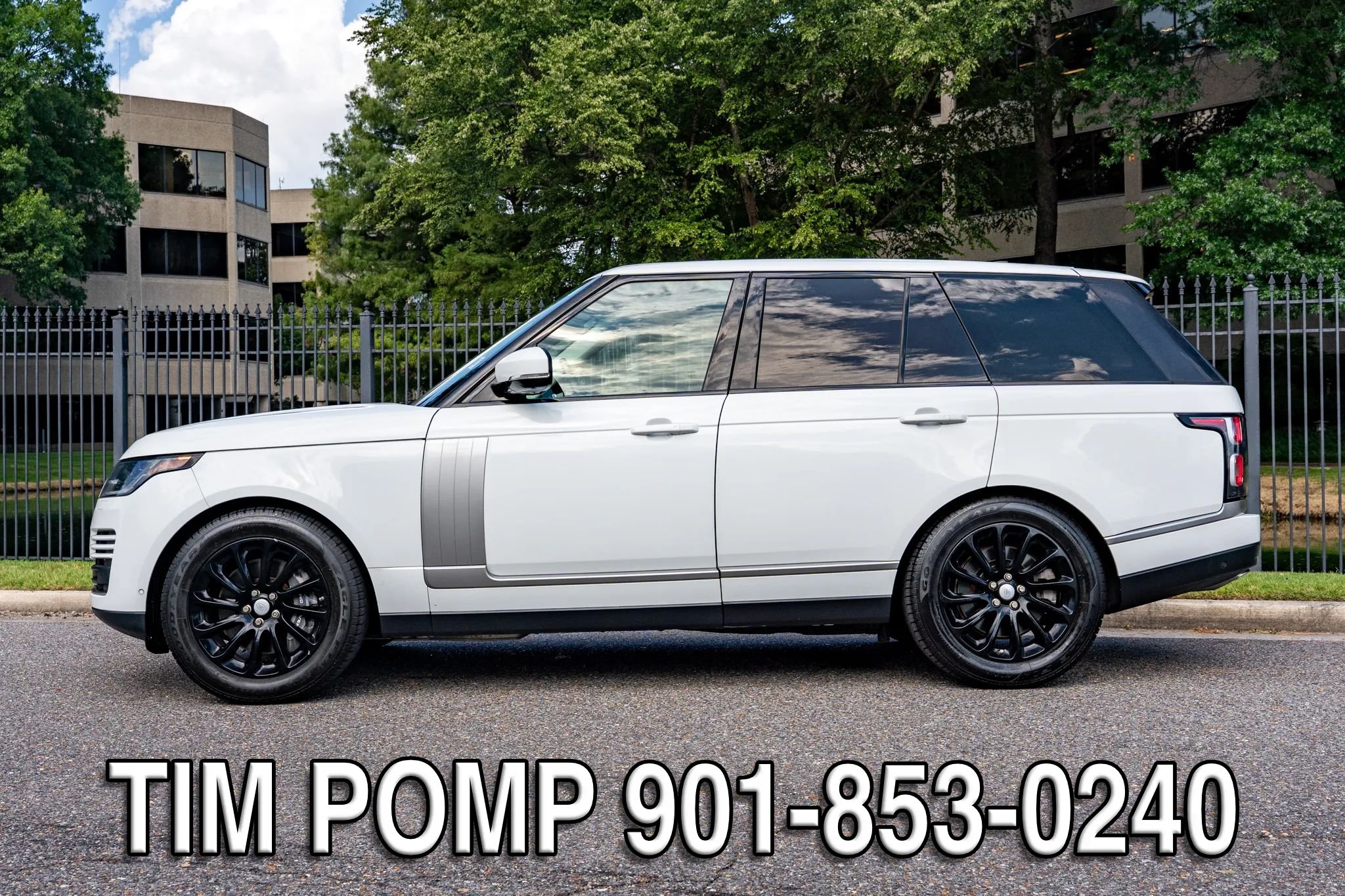 Used 2018 Land Rover Range Rover HSE AWD/4WD image 9