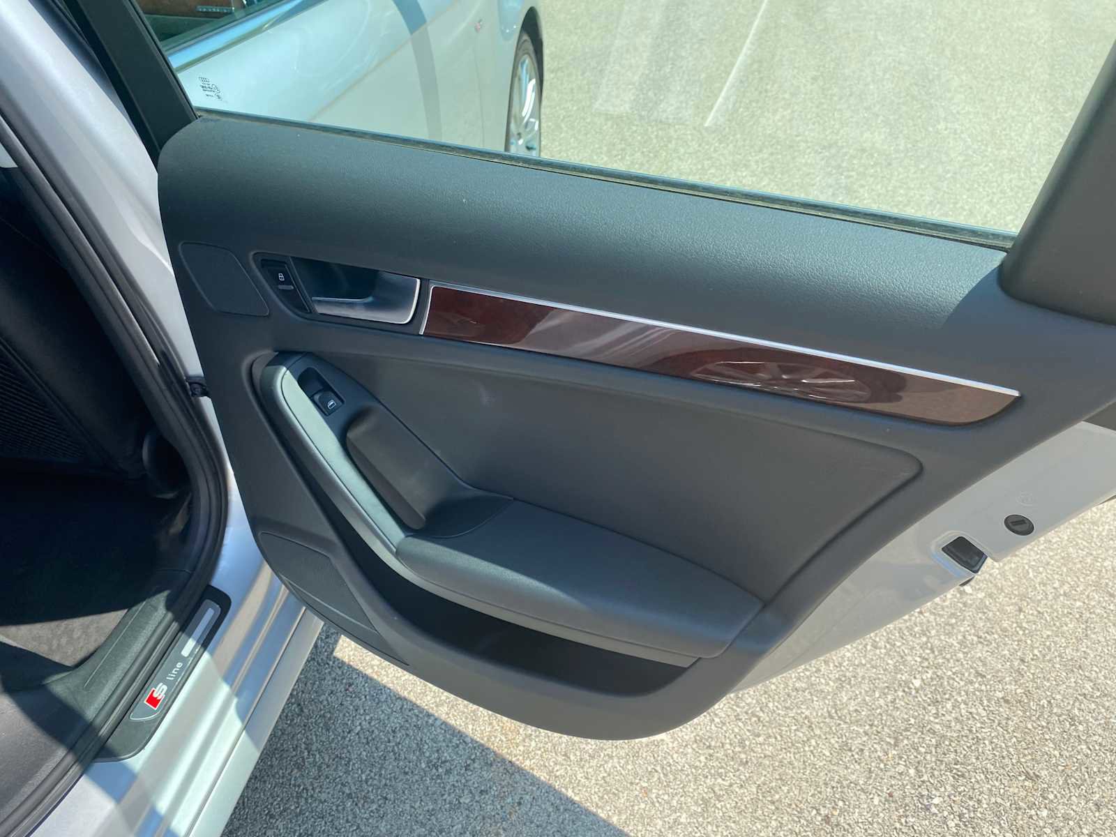 Used 2012 Audi A4 2.0T Premium Plus w/ Premium Plus Pkg image 41