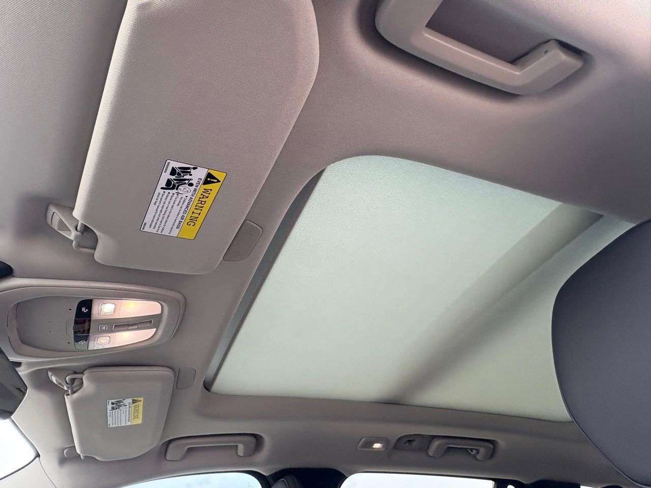 New 2026 Volvo XC90 B6 Core w/ Protection Package Premier image 21