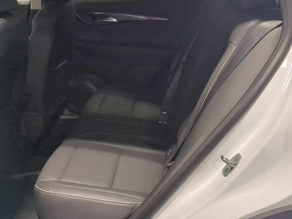 Used 2023 Buick Envision Essence FWD image 23