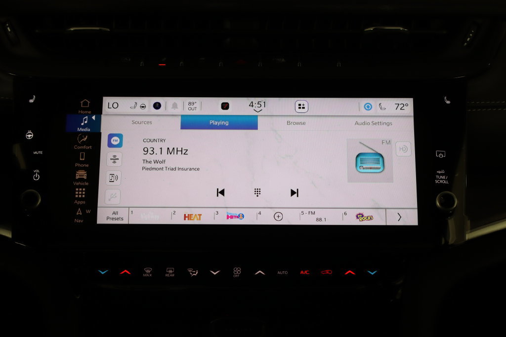New 2026 Jeep Grand Cherokee Altitude AWD/4WD image 28
