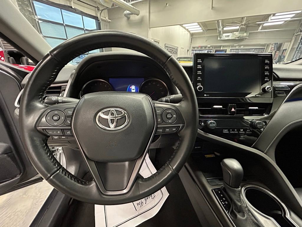 Used 2023 Toyota Camry XSE image 9