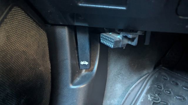 Used 2019 Chevrolet Sonic LT image 29