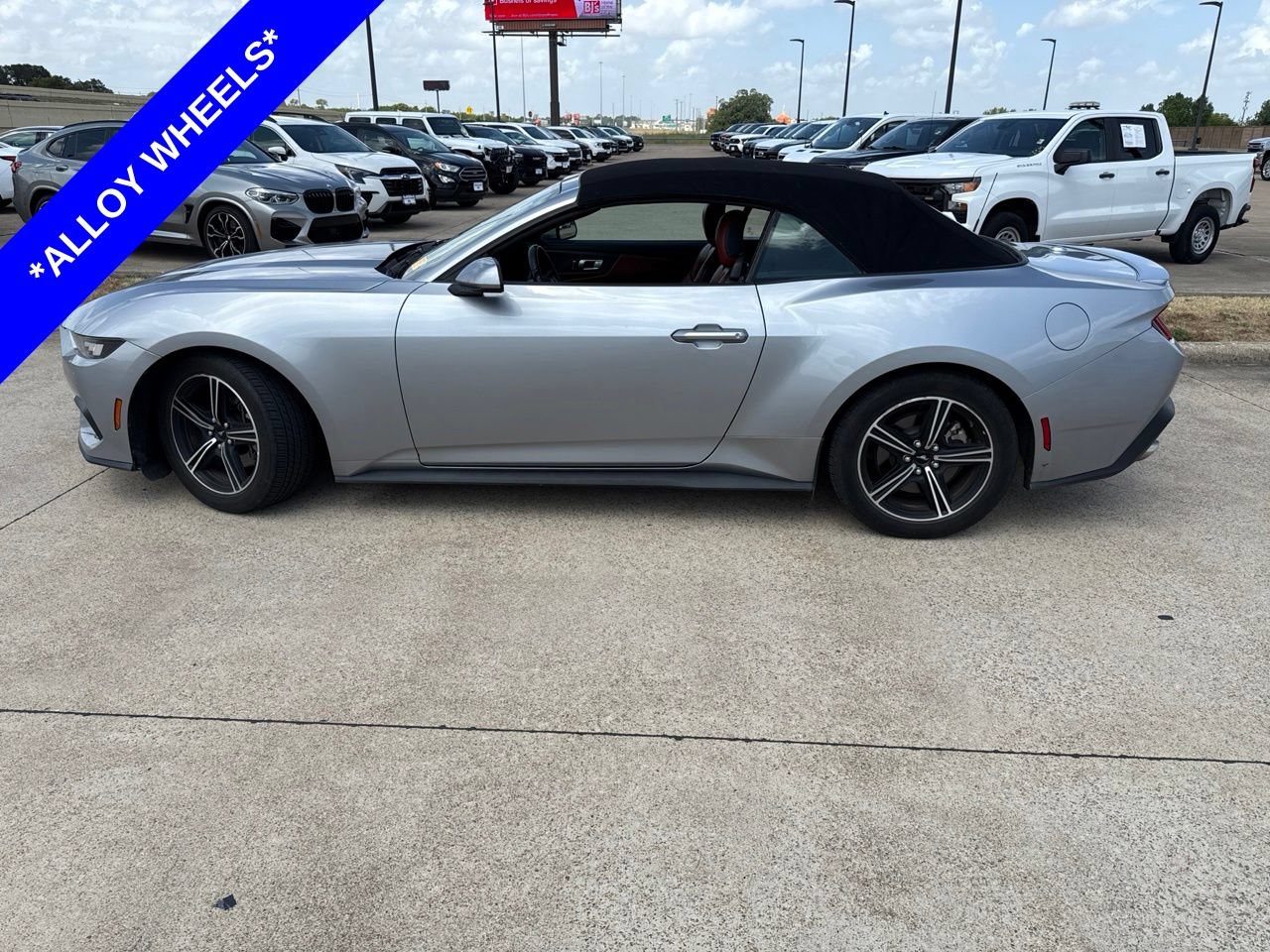 Used 2024 Ford Mustang Premium RWD image 3