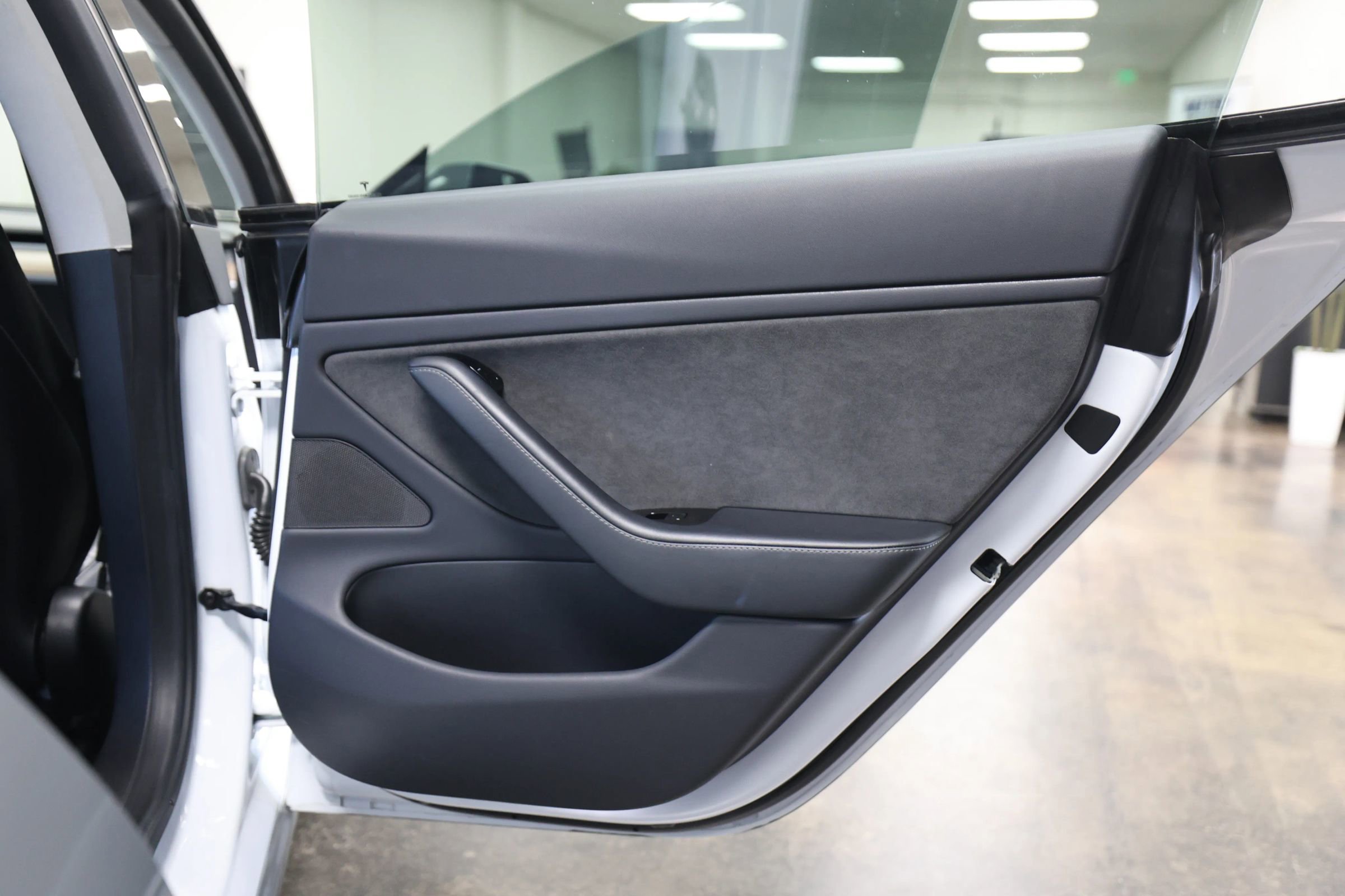 Used 2019 Tesla Model 3 Performance AWD/4WD image 37