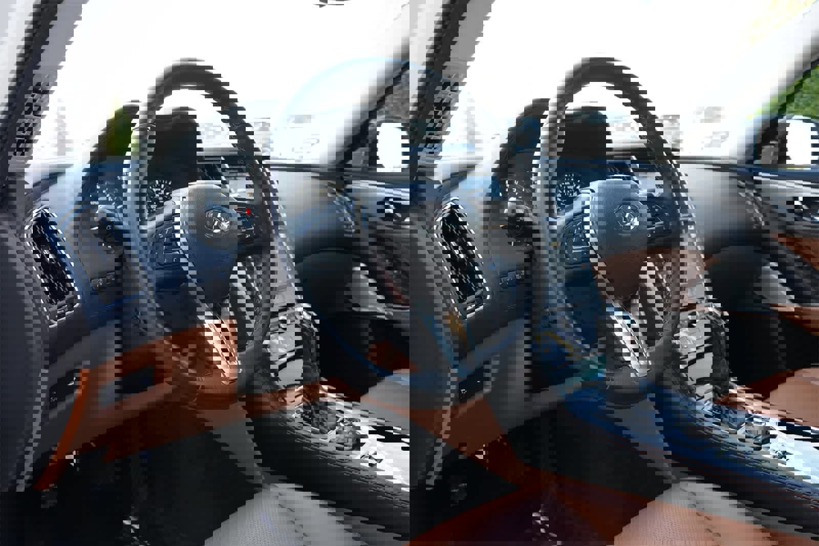 Used 2024 INFINITI Q50 Luxe w/ Cargo Package image 16