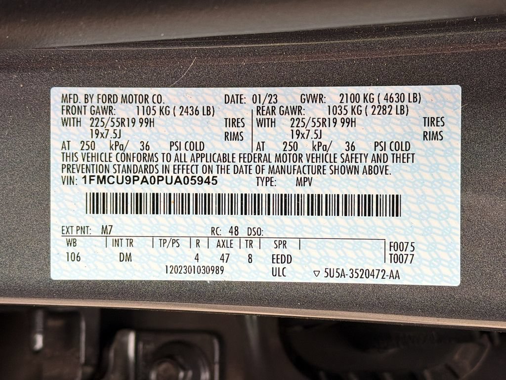 Used 2023 Ford Escape ST-Line Elite w/ Premium Technology Package AWD/4WD image 33