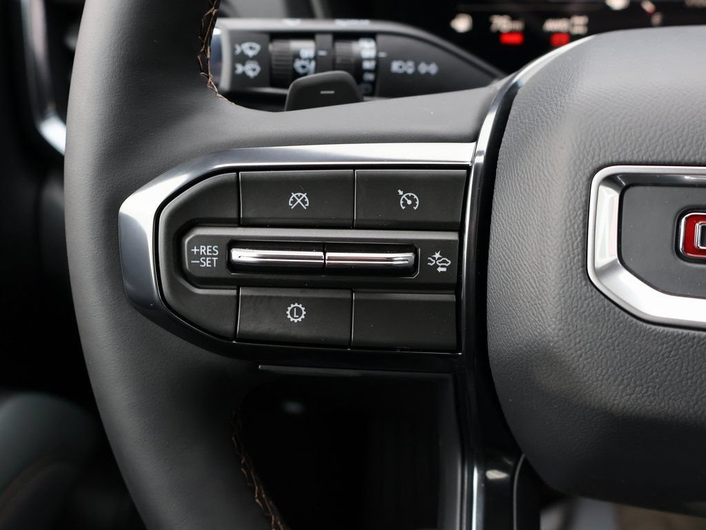 New 2026 GMC Terrain AT4 w/ LPO, Black Badging Package AWD/4WD image 16