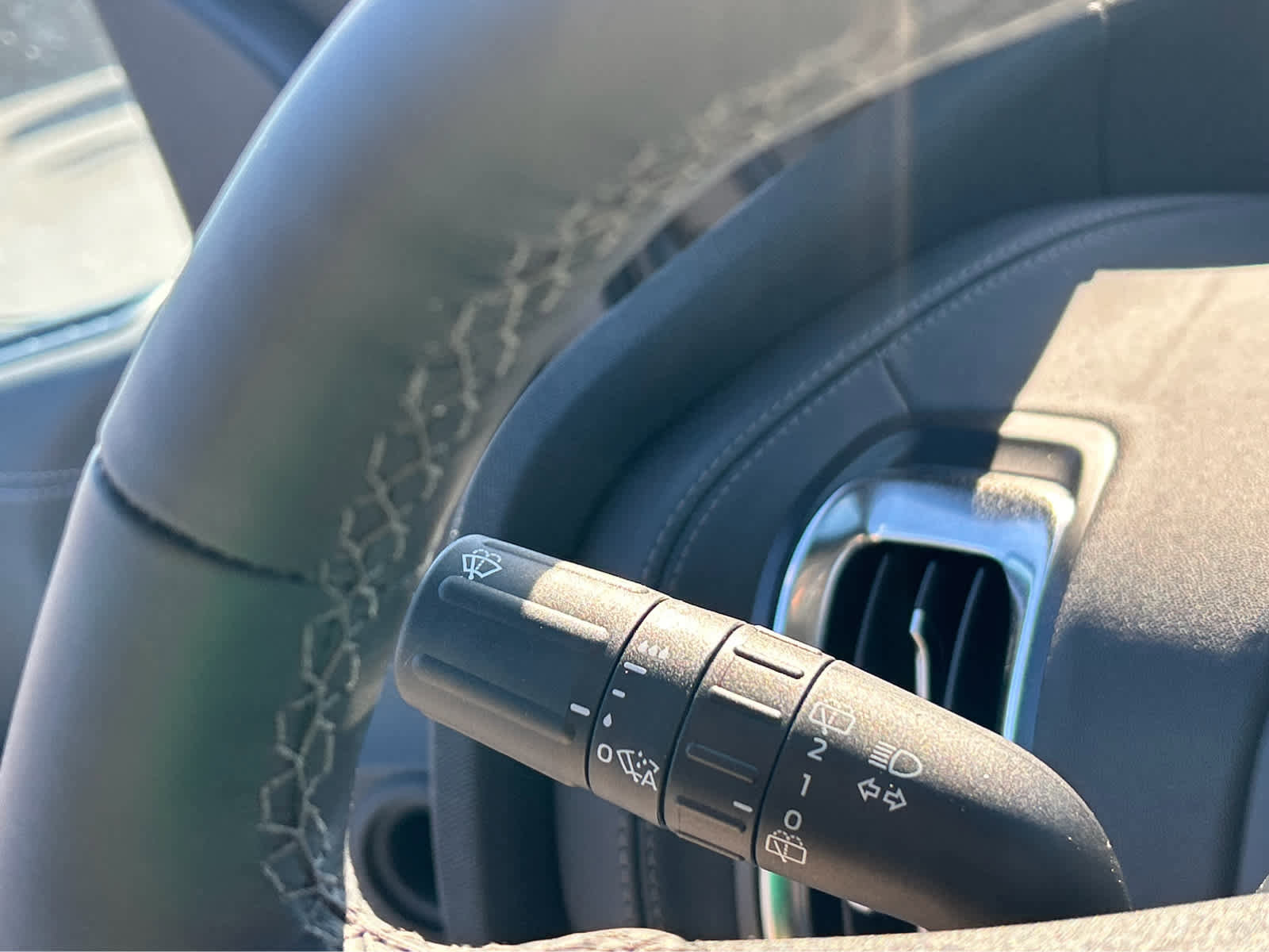 New 2025 Ford Expedition Max Platinum w/ Stealth Performance Package image 34