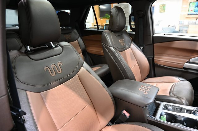 Used 2022 Ford Explorer King Ranch w/ Class IV Trailer Tow Package image 8