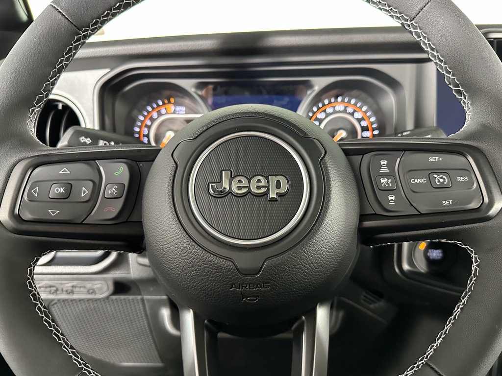 New 2025 Jeep Gladiator Willys image 3