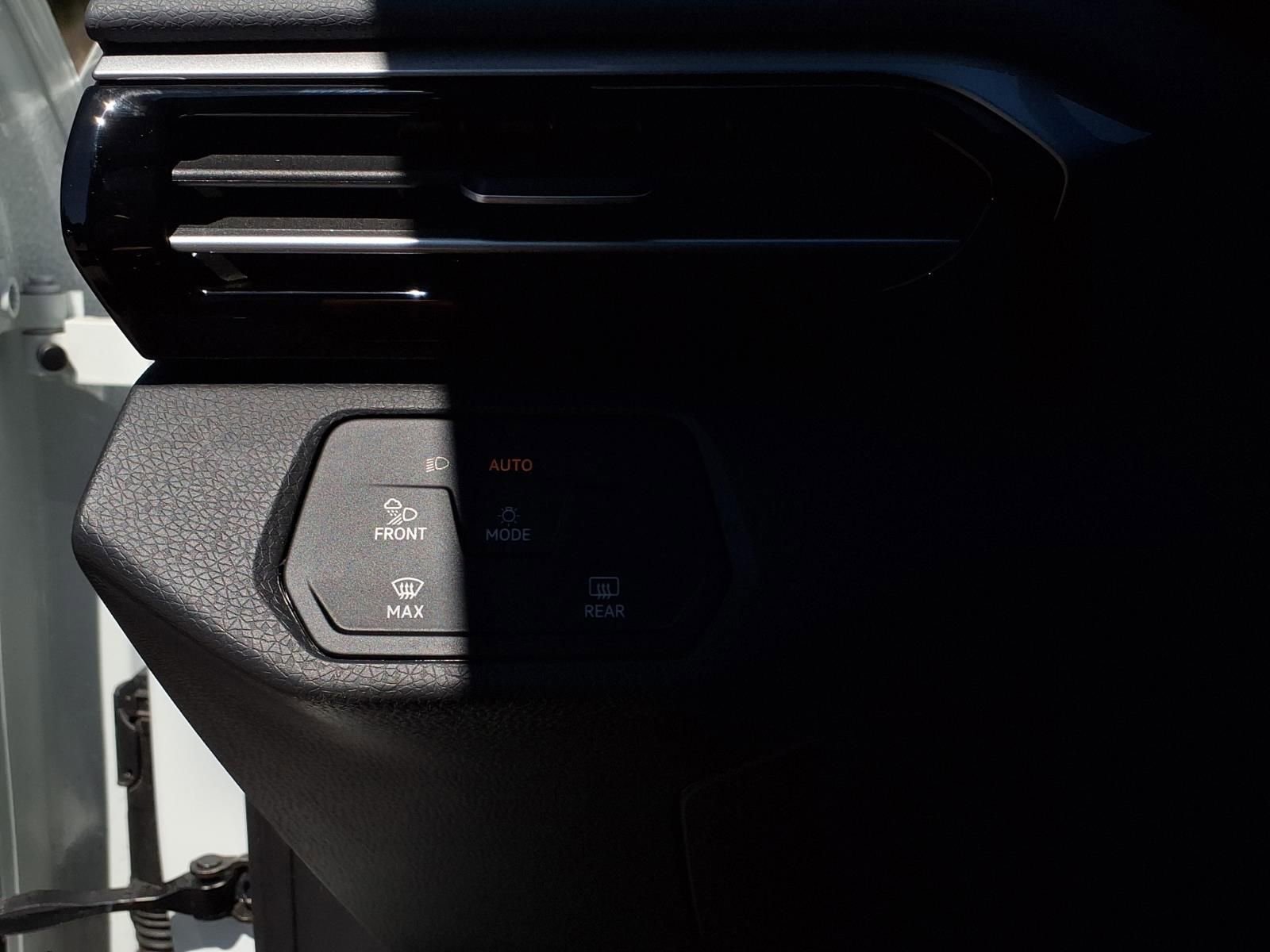 Used 2023 Volkswagen ID.4 Pro S image 13