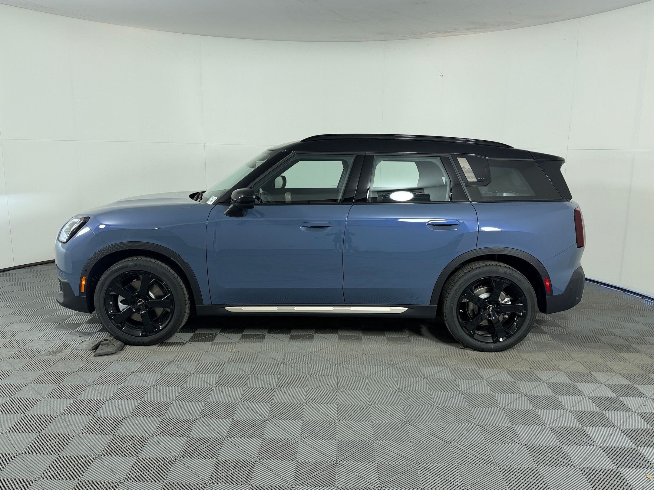 New 2027 MINI Cooper Countryman S AWD/4WD image 2