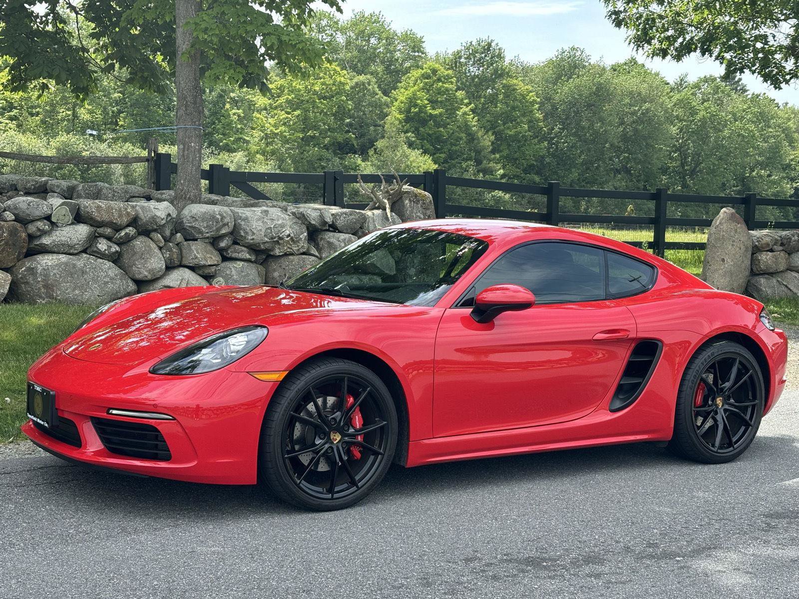 Used 2019 Porsche 718 Cayman S RWD image 13