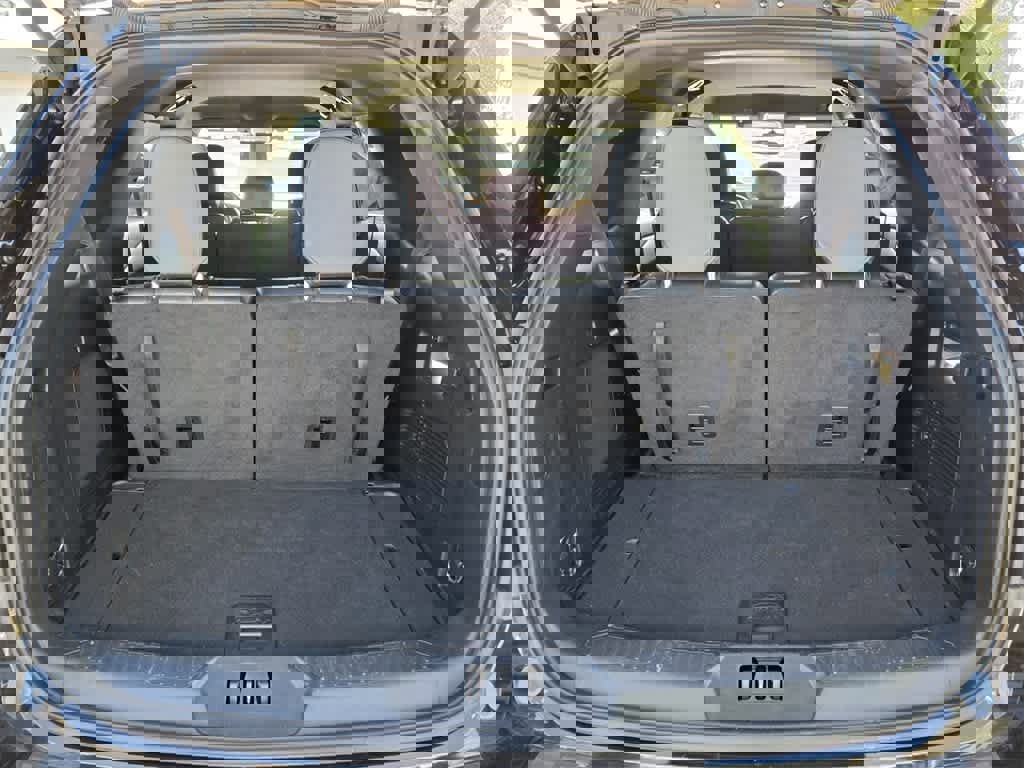 Certified 2022 Ford Explorer ST-Line w/ Class IV Trailer Tow Package image 14