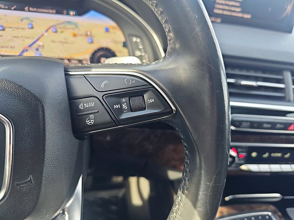 Used 2018 Audi Q7 3.0T Prestige image 25