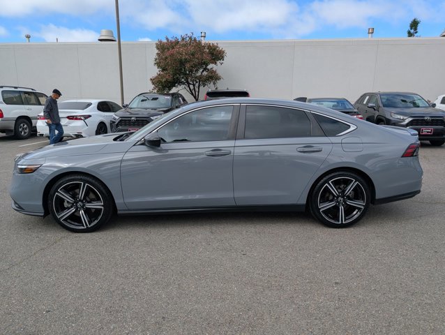 Used 2023 Honda Accord Sport image 9