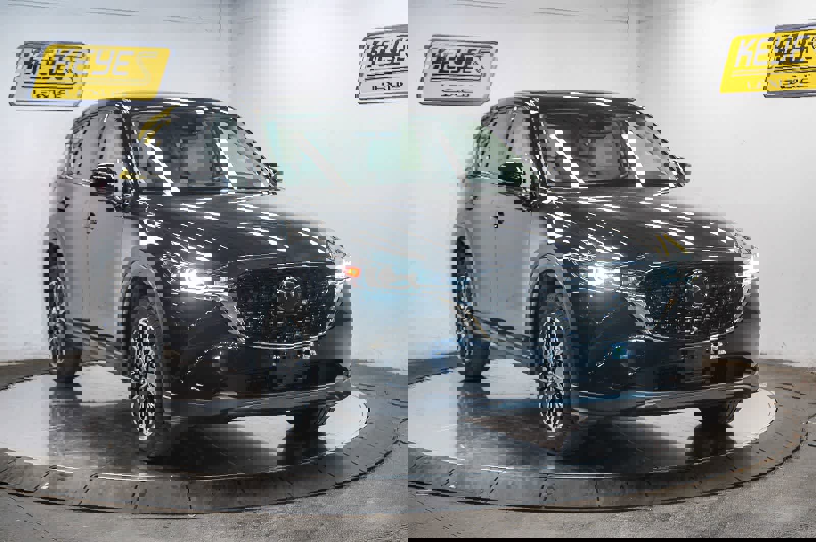 Used 2023 MAZDA CX-5 AWD 2.5 S w/ Premium Package image 5