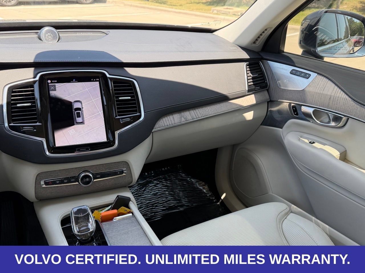 Certified 2024 Volvo XC90 T8 Ultimate AWD/4WD image 15