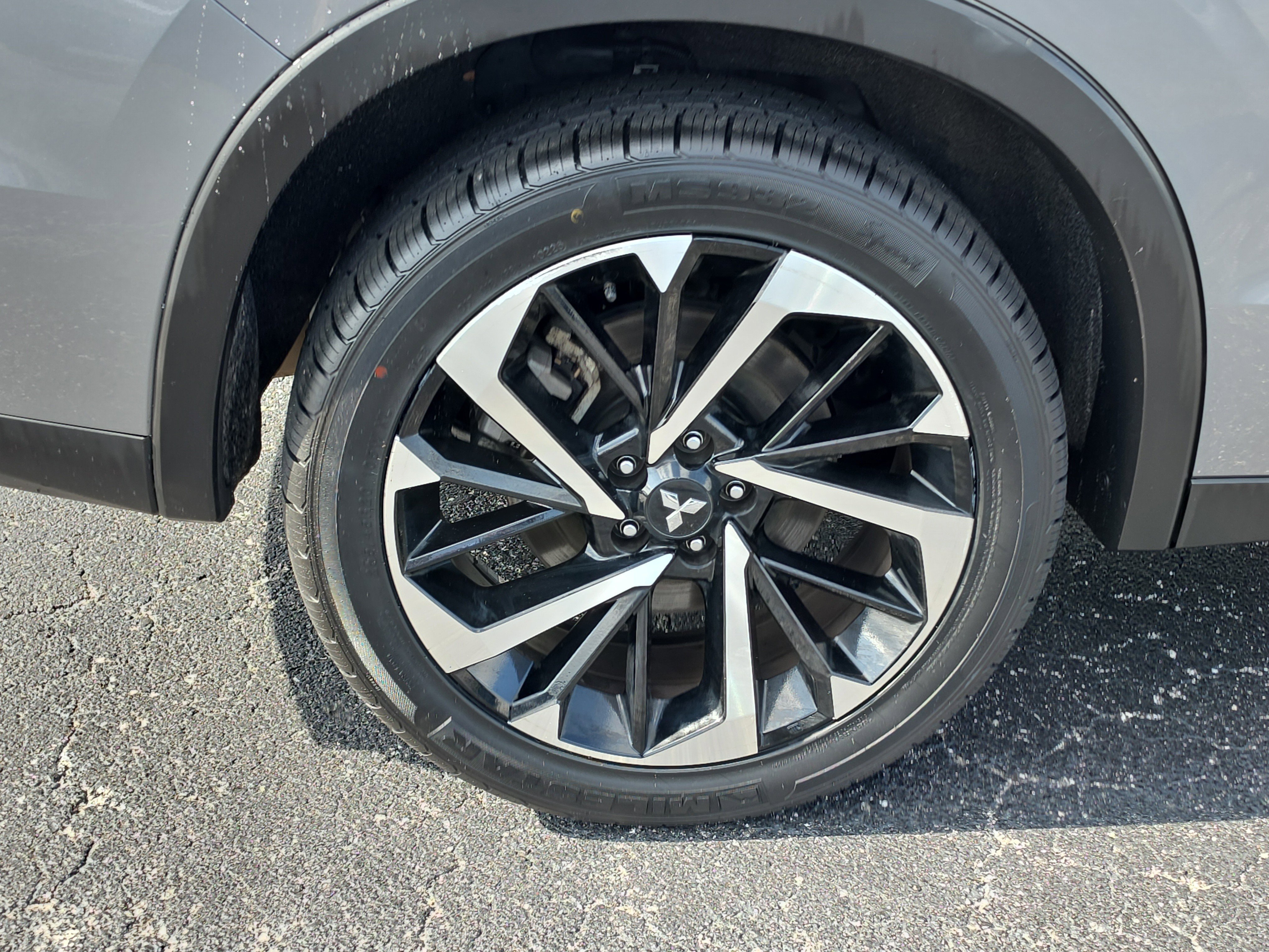 Used 2024 Mitsubishi Outlander SE FWD image 5