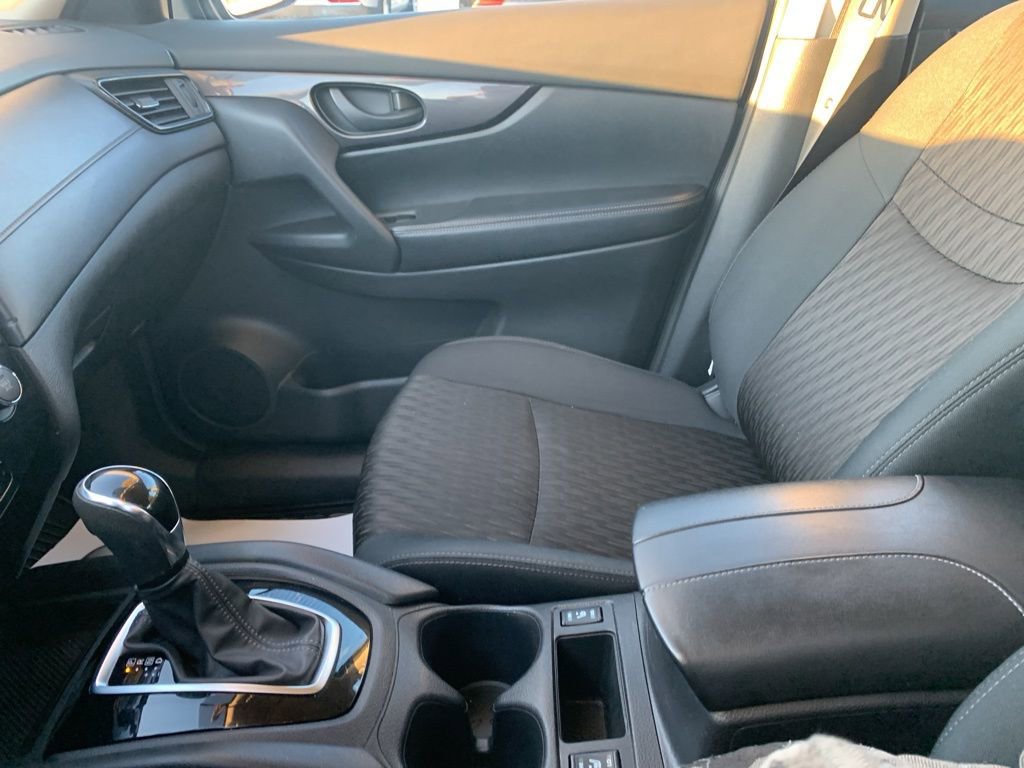 Used 2019 Nissan Rogue SL image 19