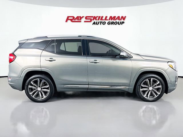 Used 2018 GMC Terrain Denali w/ Advanced Safety Package AWD/4WD image 8