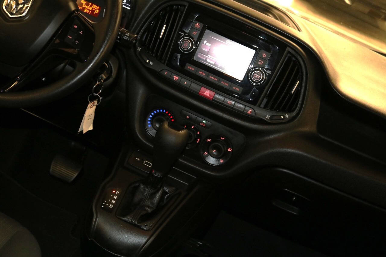 Used 2022 RAM ProMaster City Wagon w/ Lights & Wheels Group image 25