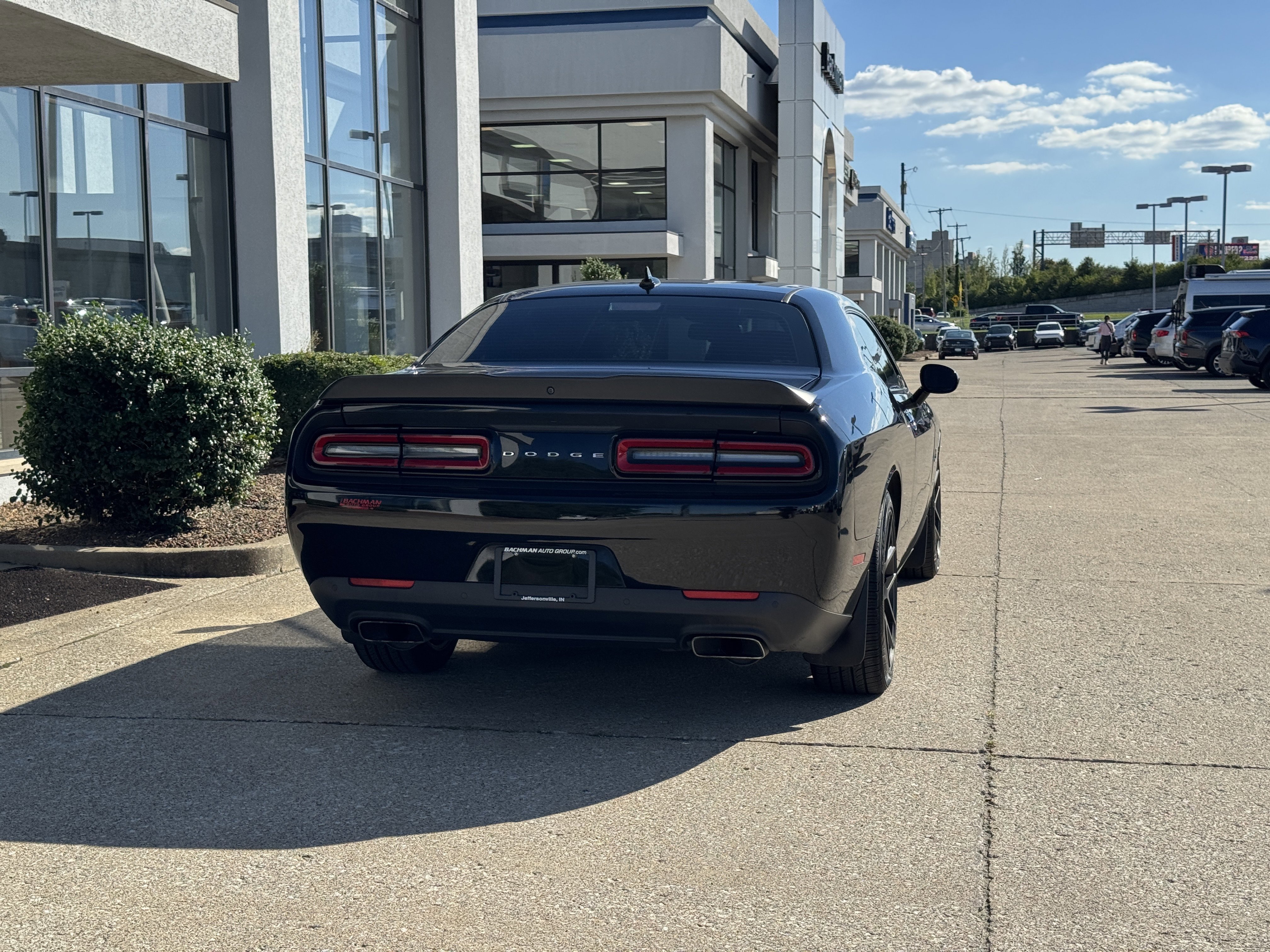 Used 2016 Dodge Challenger R/T Scat Pack w/ Leather Interior Group image 6