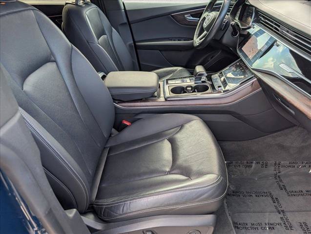 Used 2019 Audi Q8 Prestige w/ Towing Package AWD/4WD image 23